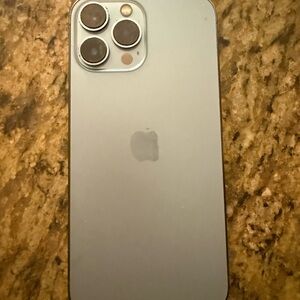 iPhone 13 Pro Max Silver Blue